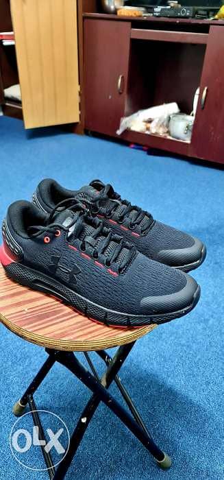 Under armour new shoe. Size 44.5 4