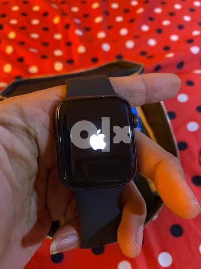 Apple Watch SE 44 Black 0