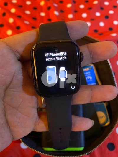 Apple Watch SE 44 Black 1