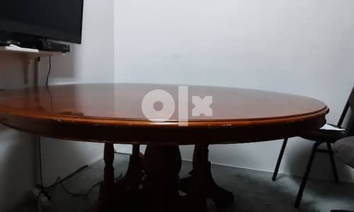 round dining table 2