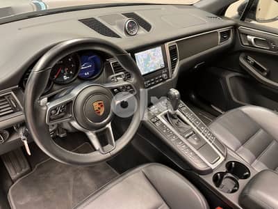 Porsche Macan GTS - Dealer 6