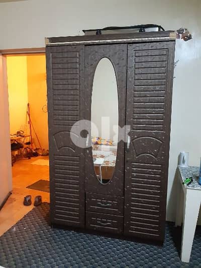 Cupboard 3 Door for sale 0