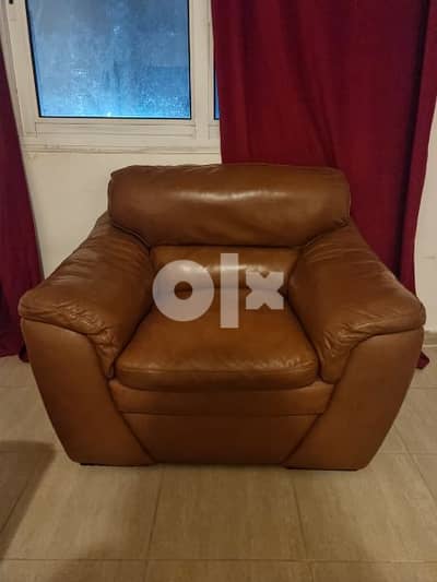 HomeCenter genuine leather couches 1